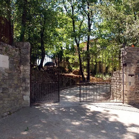 Bed and Breakfast Nulle Part Ailleurs Ménerbes